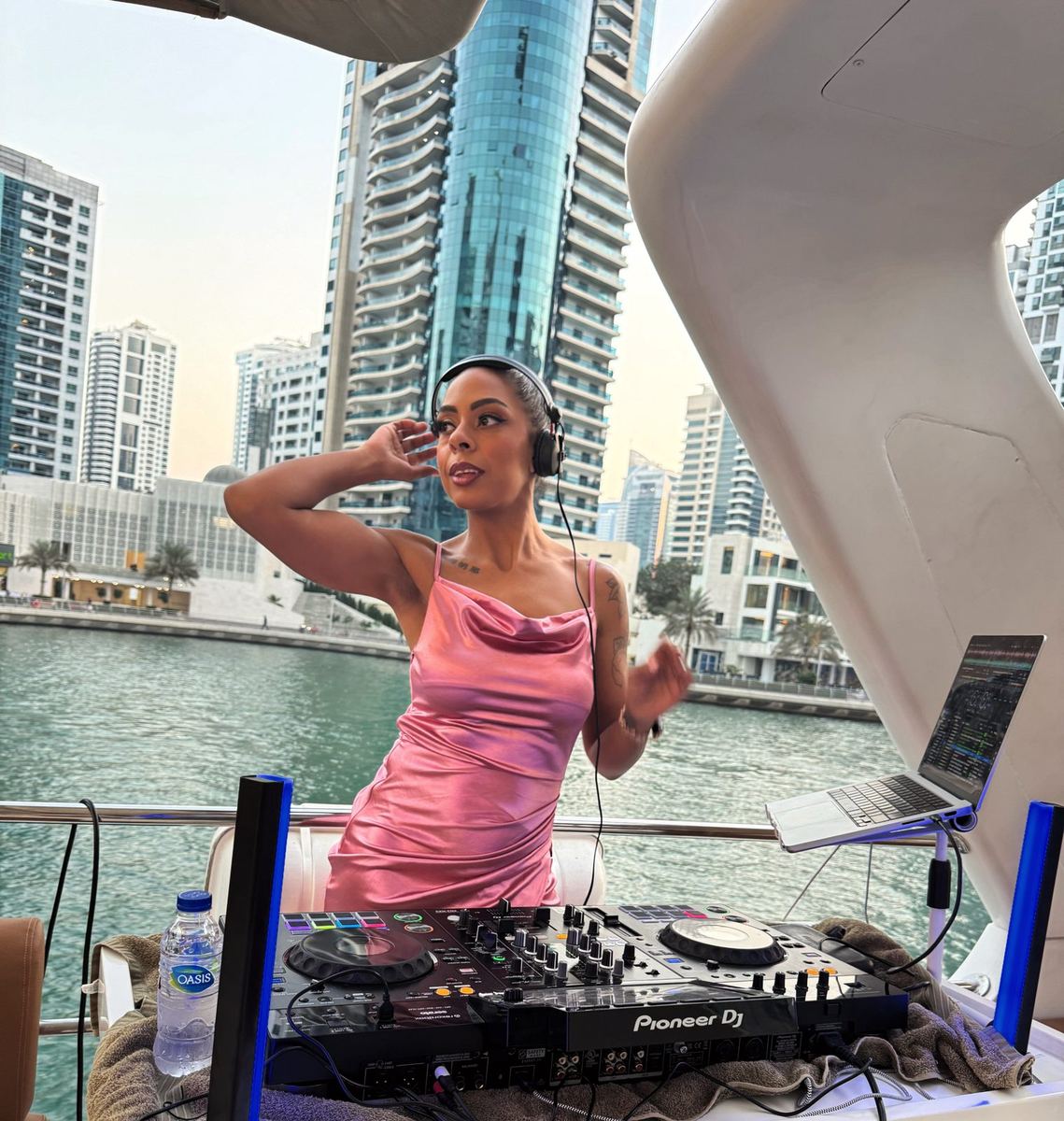 VII TORIA playing on a yacht in Dubai Marina